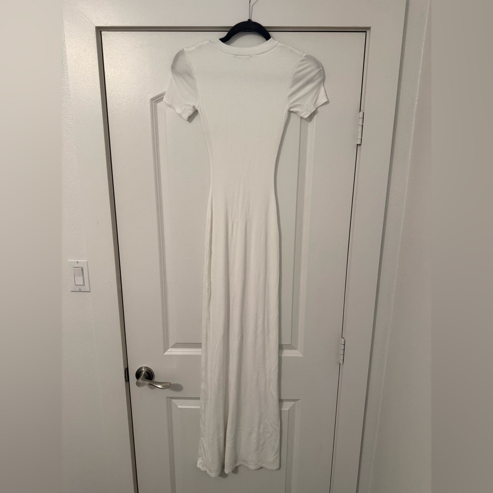naked wardrobe White Short-Sleeve Maxi Dress